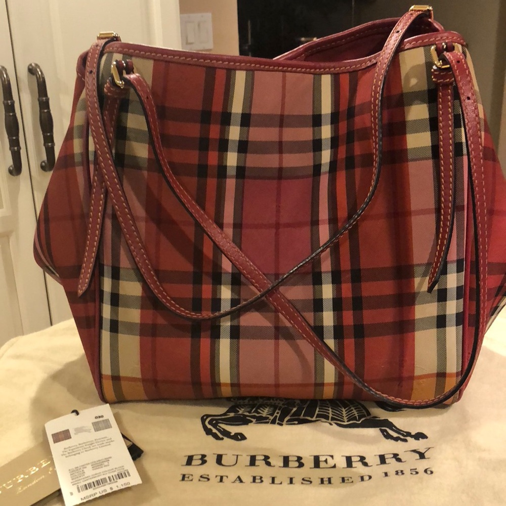 Perfect bag for any season.